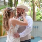 Groom’s Guide to Look Natural in Wedding Photos